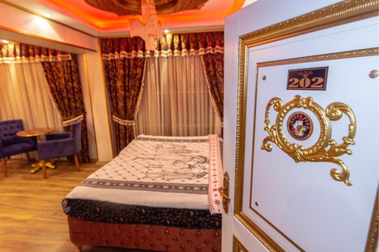 Marko Pasa Konagi Kusadasi Bagian luar foto