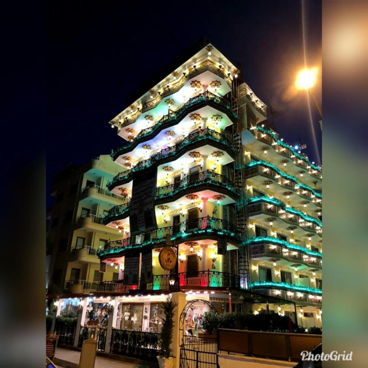 Marko Pasa Konagi Kusadasi Bagian luar foto