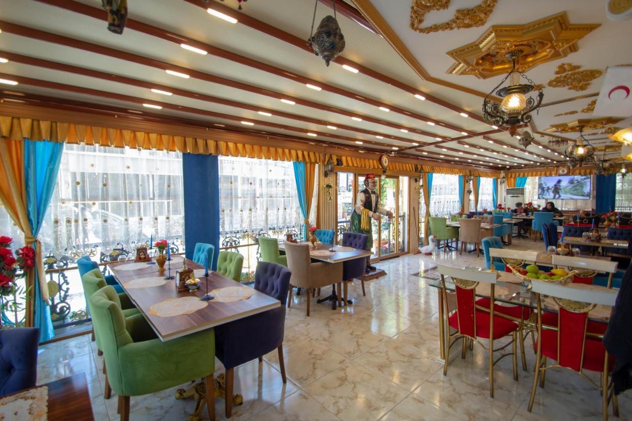 Marko Pasa Konagi Kusadasi Bagian luar foto